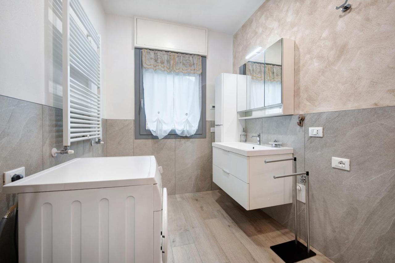 Casa Tovini Apartment Pisogne Bagian luar foto