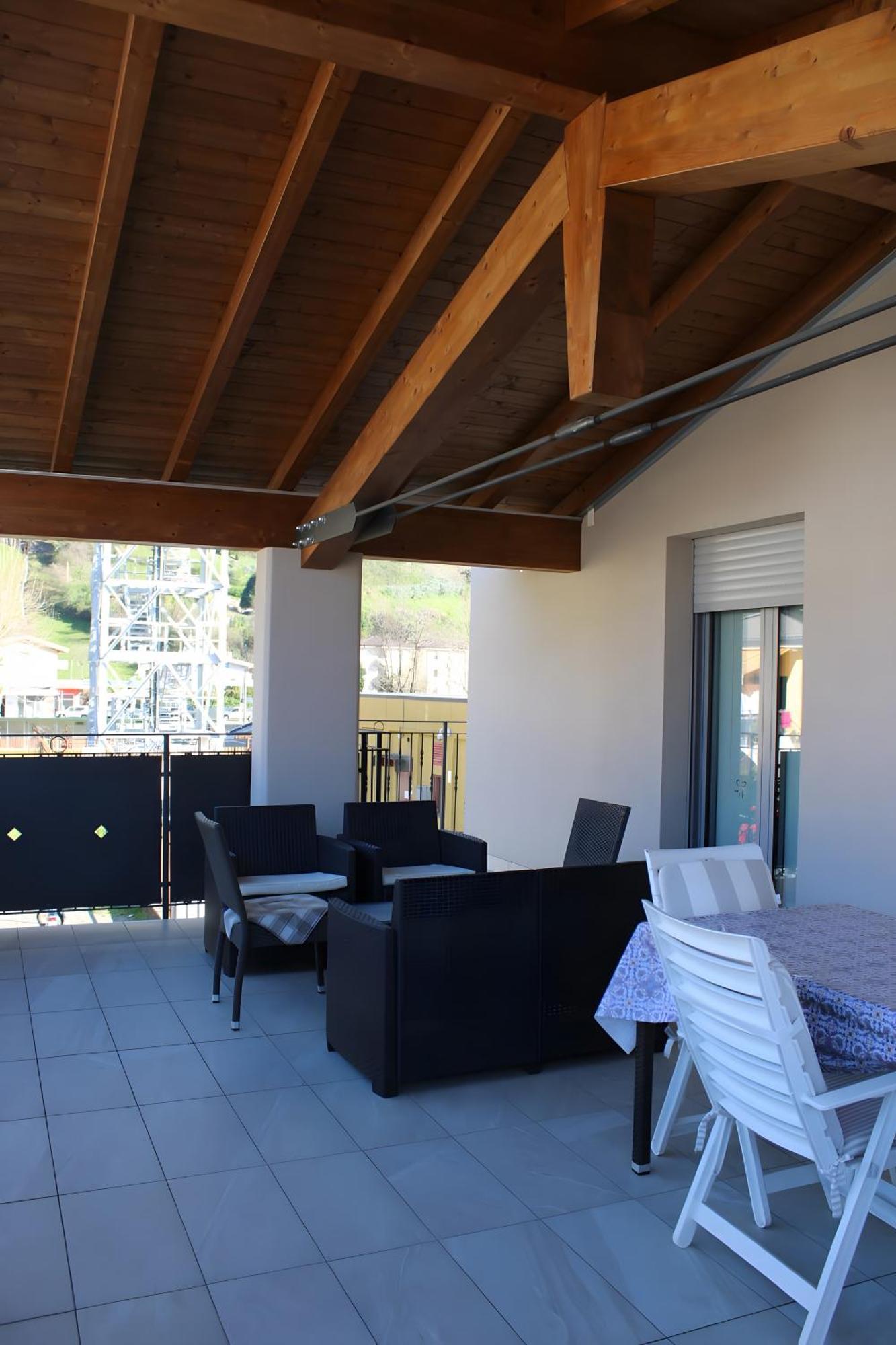 Casa Tovini Apartment Pisogne Bagian luar foto